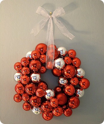 ornament wreath 110 on foam